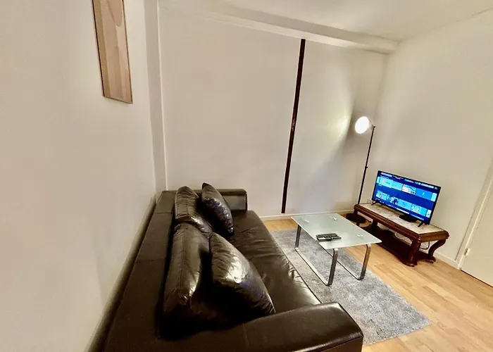 Tour Eiffel Sevre Lecourbe 아파트